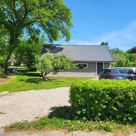 Hubane Majake Suedames Ootab Kuelalisi!