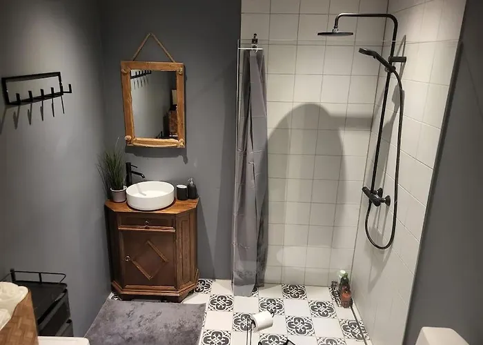 Hubane Majake Suedames Ootab Kuelalisi!