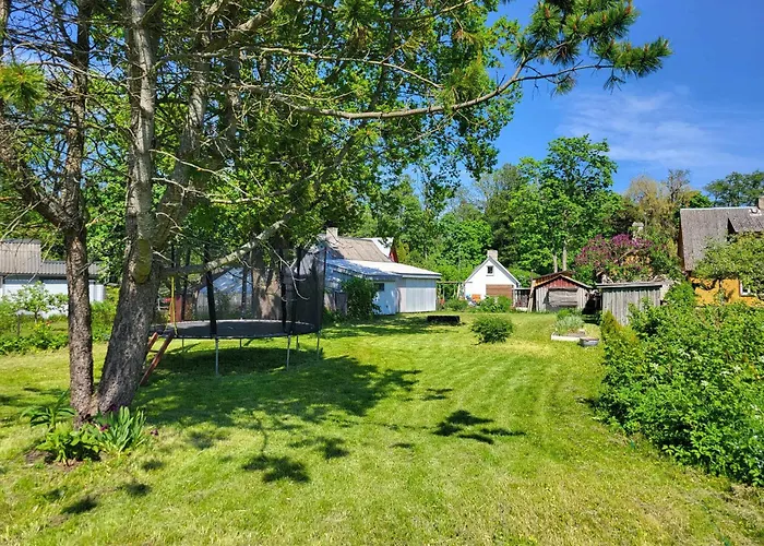 Dom wakacyjny Hubane Majake Suedames Ootab Kuelalisi! *